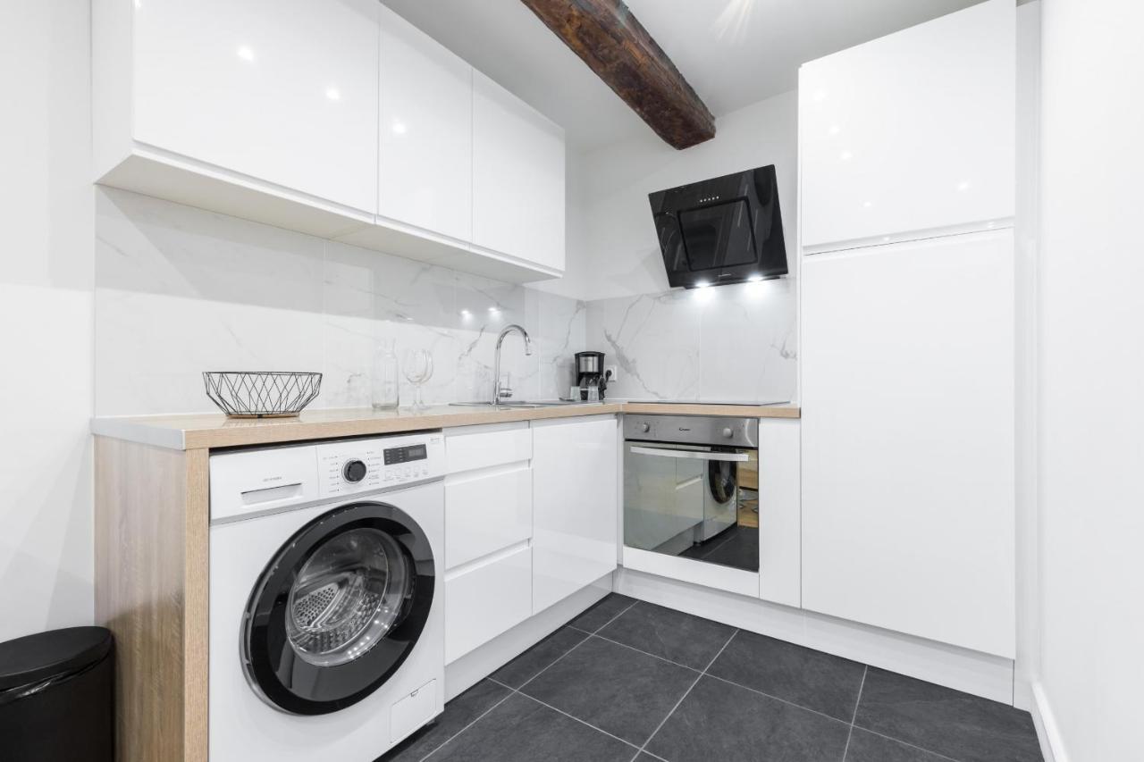 Garibaldi Square - Lovely 1 Bdr Old Town Ница Екстериор снимка